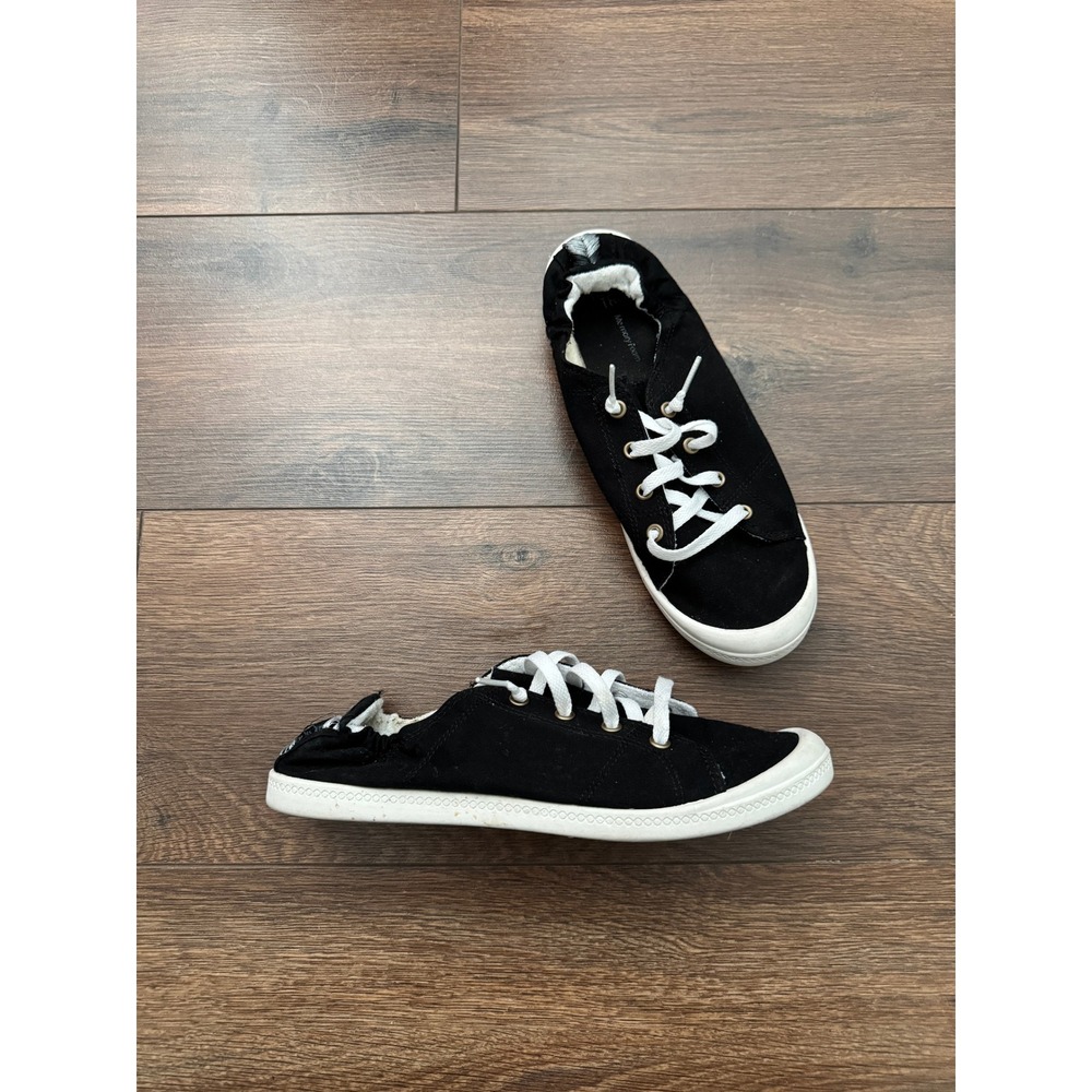 Time and Tru Womens Black Canvas Slip On Scrunch Back Sneakers Size 9
